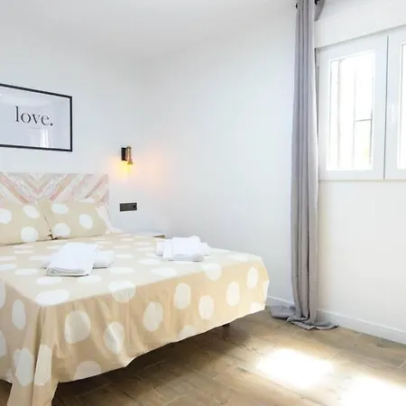 Apartamento Vacaciones En Playa Misericordia, Cerca Aeropuerto Málaga