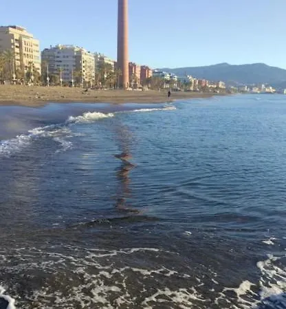 Vacaciones En Playa Misericordia, Cerca Aeropuerto Málaga